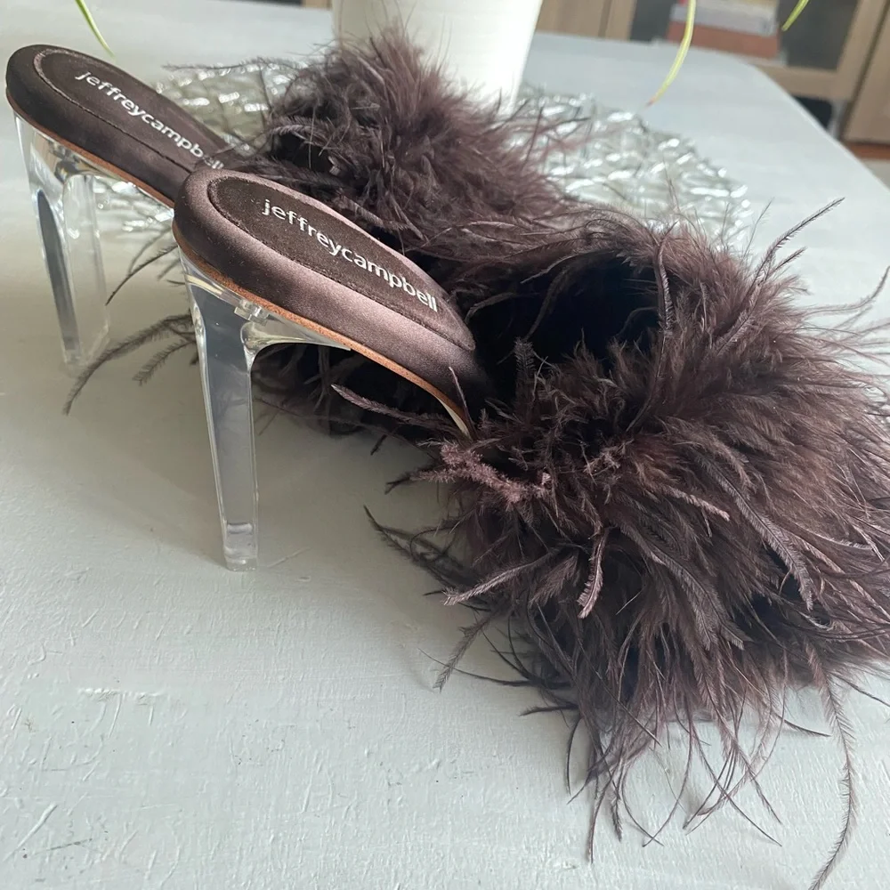 New BHLDN x Jeffrey Campbell Daisy Feather  Boa Heels size 6 - Picture 4 of 10